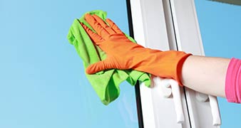 BR1 cleaning services in Bromley